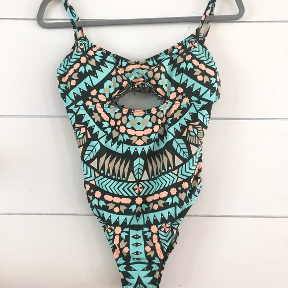 The Bikini Lab Aztec Print One Piece 🏄🏽♀️ - Picture 3 of 5